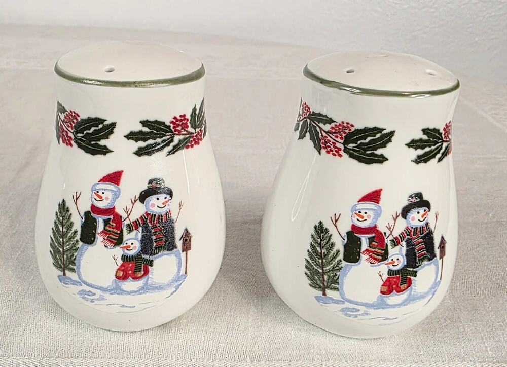 GEI Snowman Family Holly Berry Salt & Pepper Shaker Set Ceramic Christmas Table